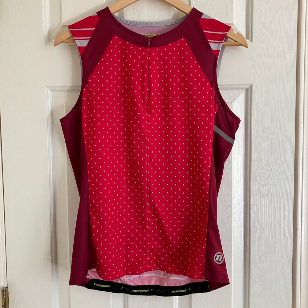 Novara Sz. L Women's Cycling /Biking Tank, 1/4 zip, rear pockets, good condition
